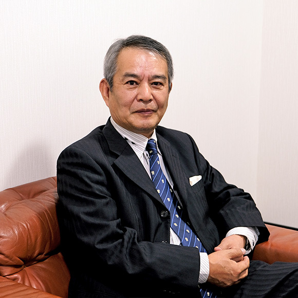 写真：代表取締役　吉田 憲司